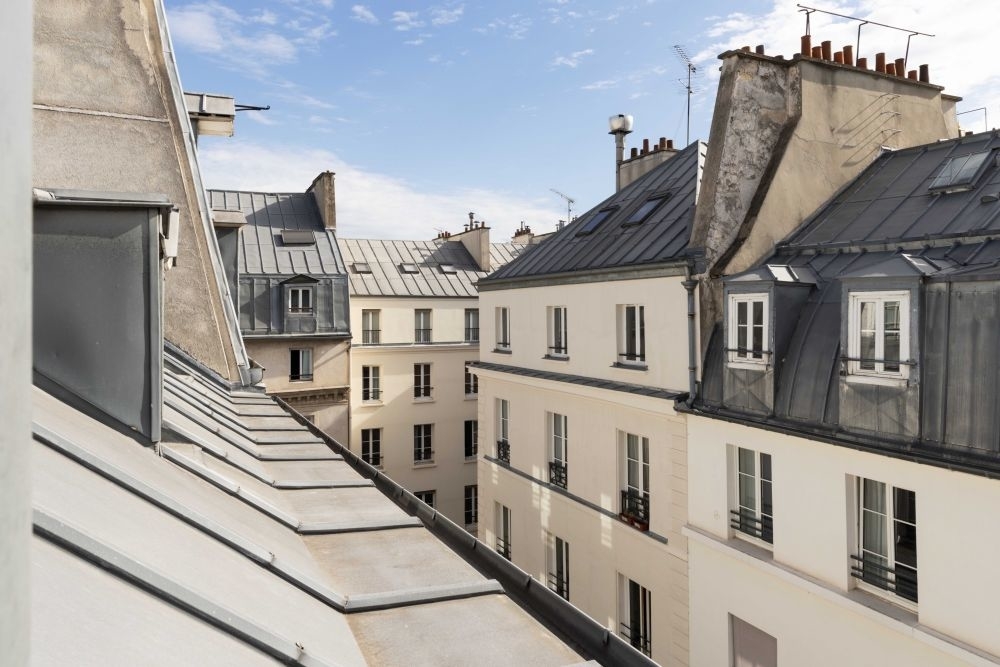 chambre superieure hotel be onrii paris 9 cite bergere vue toit de paris 